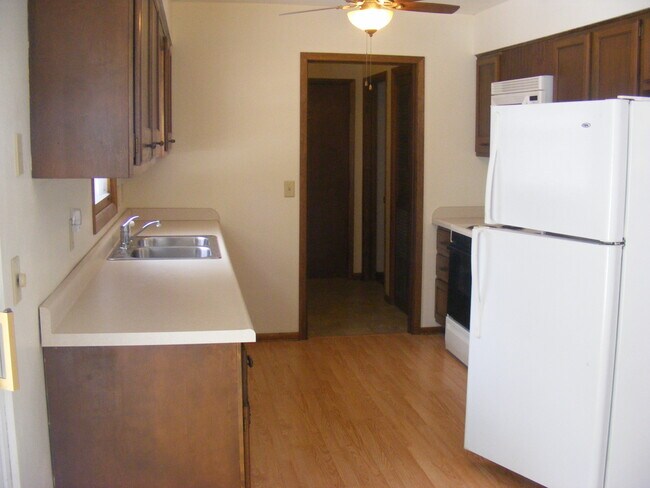 Building Photo - 4901 Terminal Dr