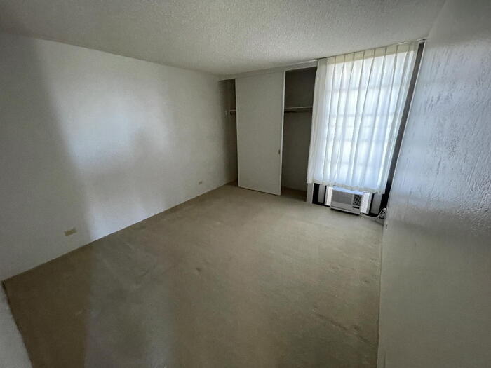 Foto del edificio - To register for the showing time below, note the 4 digit code: 4736 and click "APPLY NOW."(mobile...