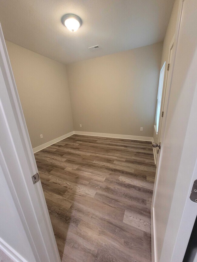 Building Photo - 3903 S Blue Lake Ct