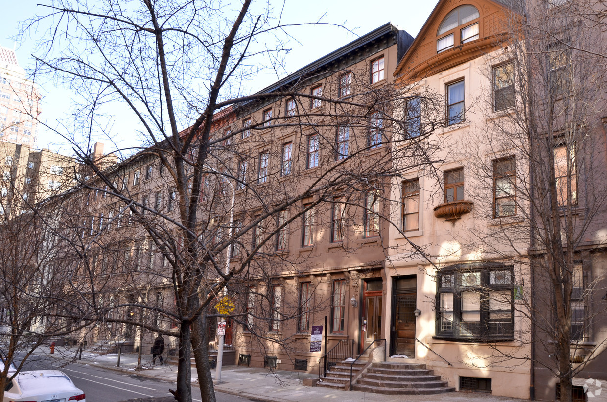 Foto del edificio - 1530 Pine St