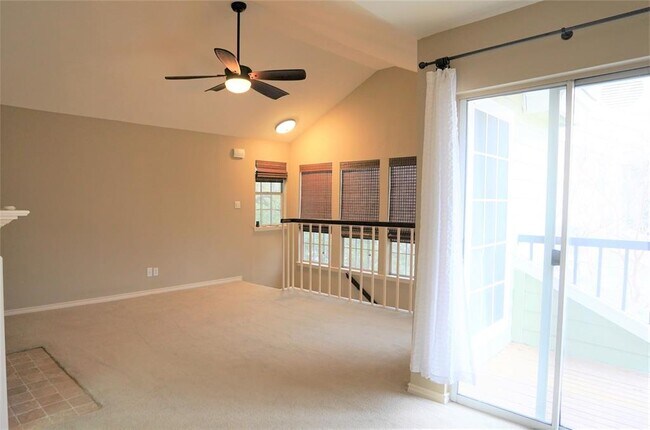 Foto del edificio - 6220 Bentwood Trail