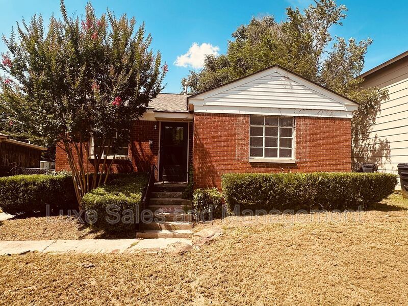 Foto principal - 4137 NW 13th St
