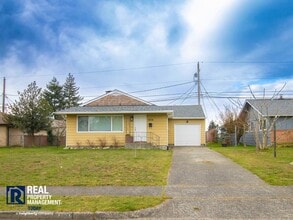 Building Photo - 2310 N Shirley St