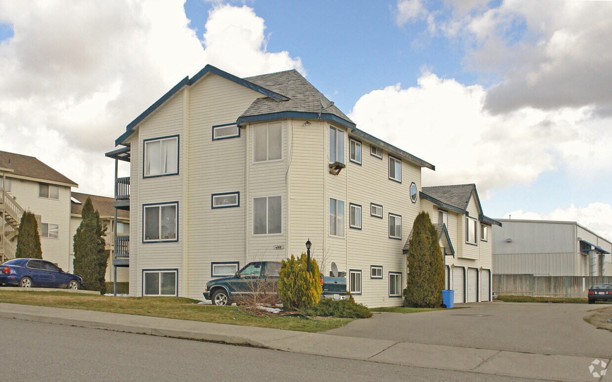 810 N Siony Ln, Post Falls, ID 83854 Apartments in Post Falls, ID