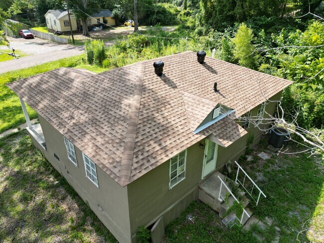 Foto del edificio - 1753 McGee St