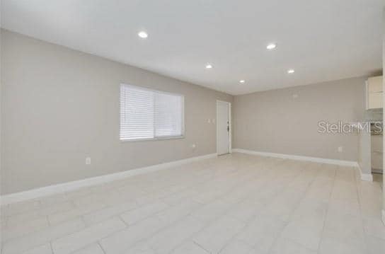 Building Photo - 334 48th Ave N