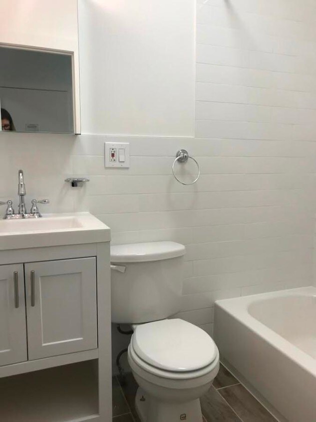 Foto del edificio - 110 E 89th St