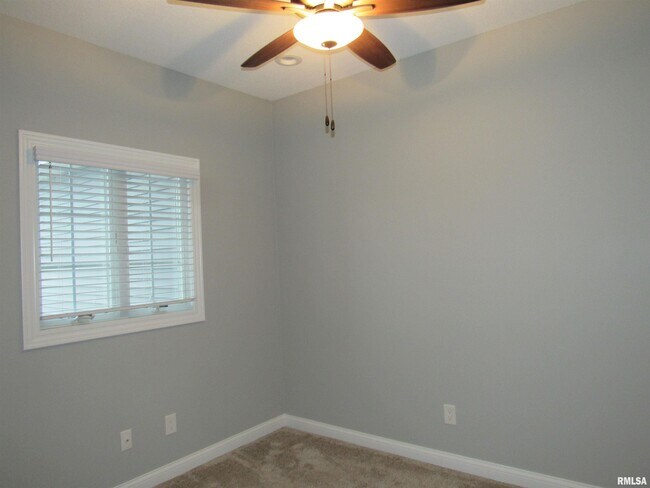Foto del edificio - 1659 Celtic Ct
