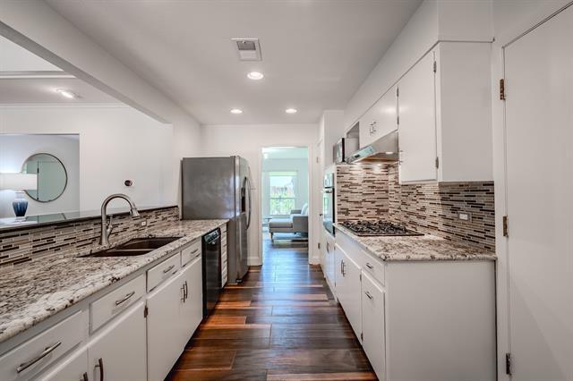 Building Photo - 3347 Latham Dr