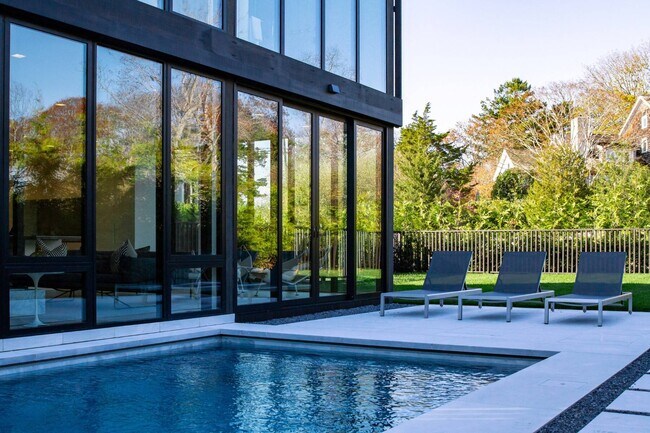 Foto del edificio - 19 Cornell Rd