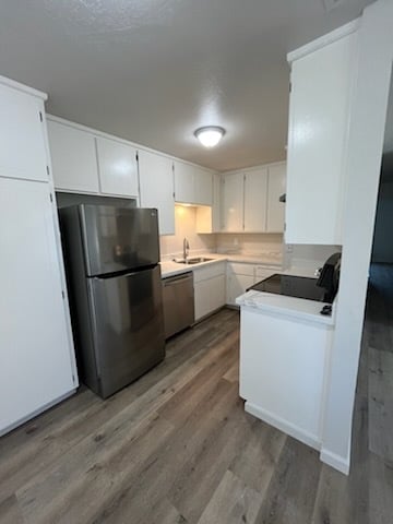 Building Photo - 7330 Village Green Dr
