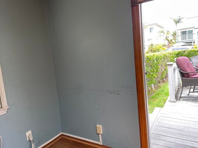bedroom - 247 Juniper Ave