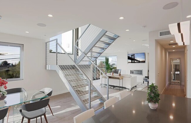 Foto del edificio - 3709 Effie St