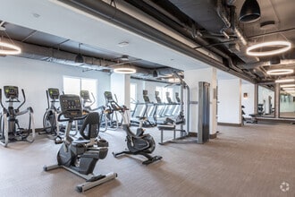 Interior Photo - Array at West Alex