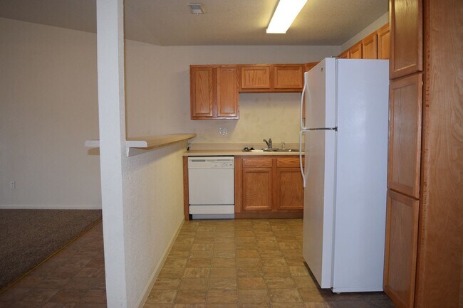 Foto del edificio - Beautiful 2 Bedroom, 2 Bathroom Duplex!