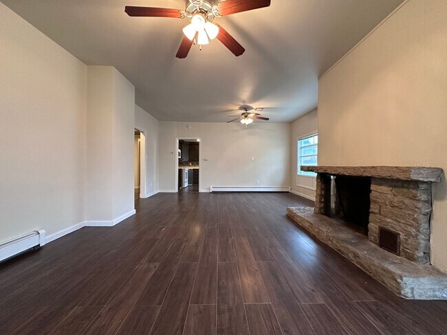 Building Photo - 2707 Forest Ave