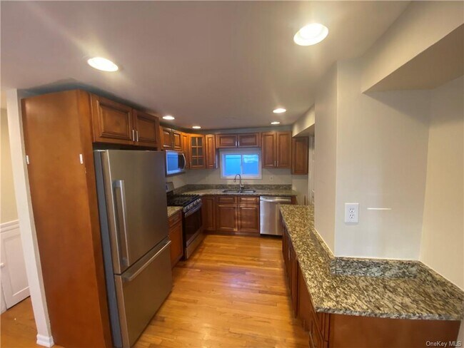 Foto del edificio - 96 Center St