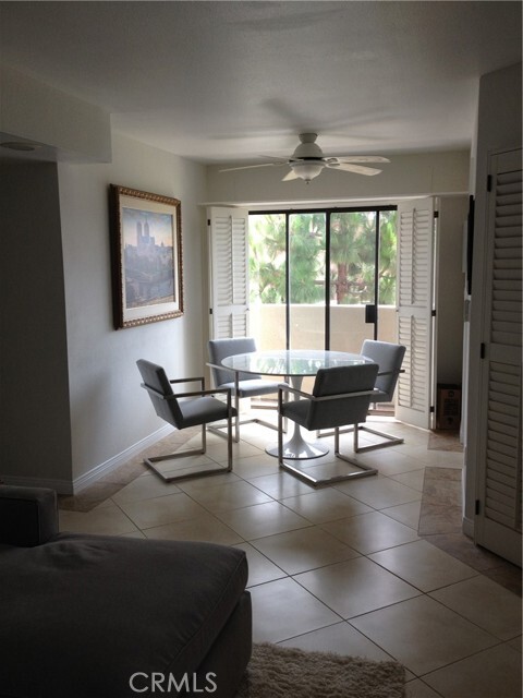 Foto del edificio - 12484 Montecito Rd