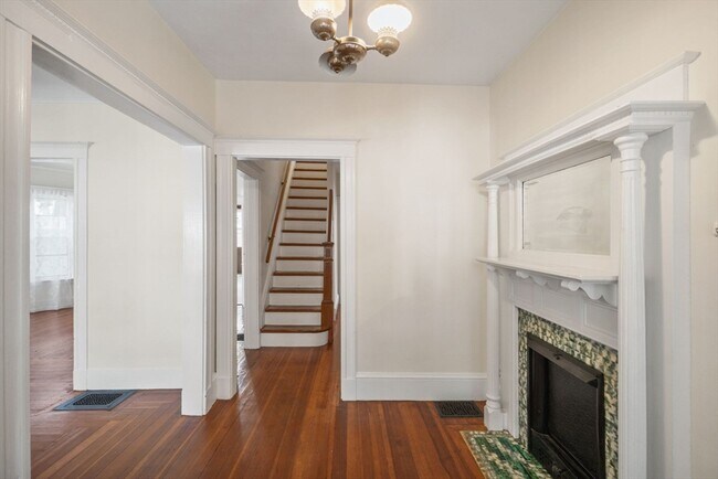 Building Photo - 99 Kidder Ave