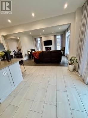 Building Photo - 1 Tran St