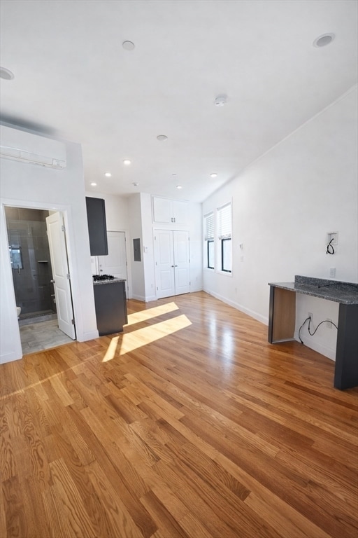 Building Photo - 52 Washington Ave