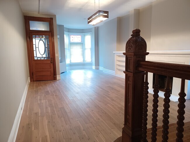 Foto del edificio - 5405 S Dorchester Ave