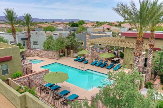 Pool & Pool Patio - Palm Valley Villas