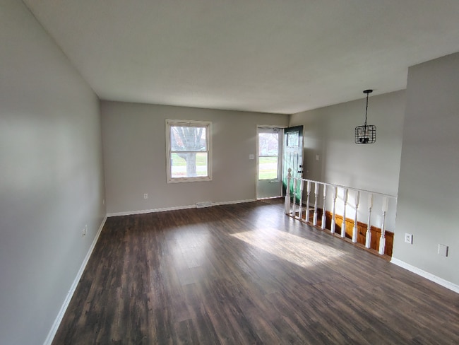 Building Photo - 2634 Randall Ave NW