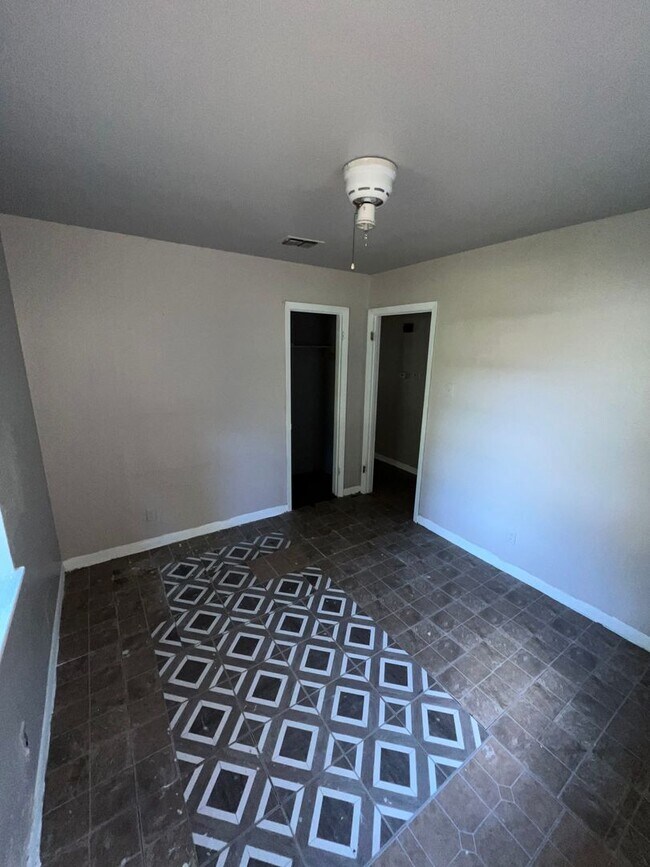 Foto del edificio - 2306 Darien St