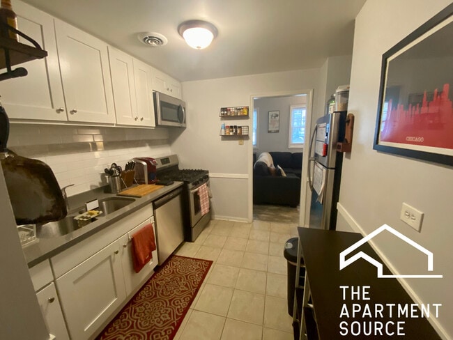 Photo - 3714 N Sheffield Ave Apartment