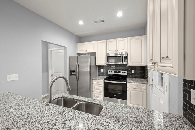 Foto del edificio - 16670 Meadowcroft St