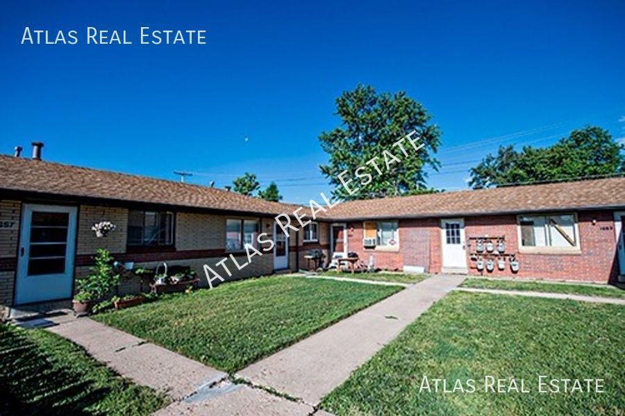 Foto principal - Coming soon! Charming 2 Bedroom 1 Bathroom...