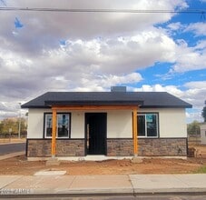 Building Photo - 537 N Pasadena