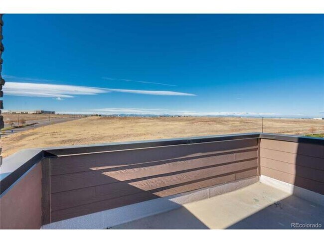 Building Photo - 15609 E Broncos Pl