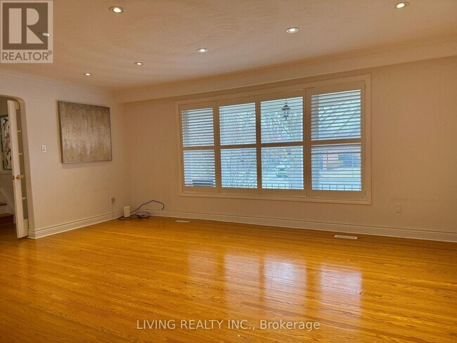 Building Photo - 156 Fitzgerald Ave