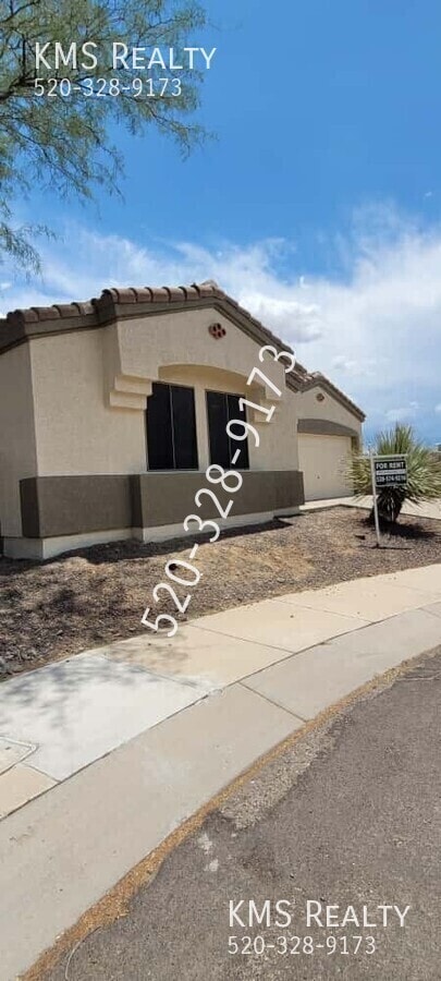 Building Photo - 2689 S Desert Cavern Pl