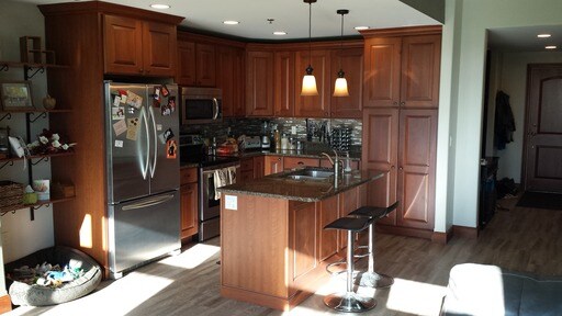 Foto del edificio - 6100 Kings View Dr