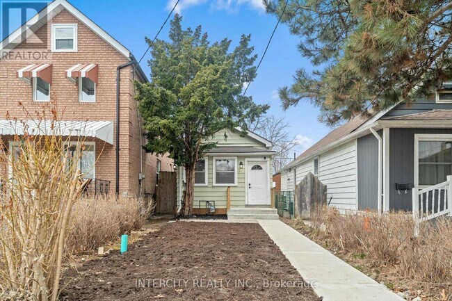 Building Photo - 68 Greendale Ave