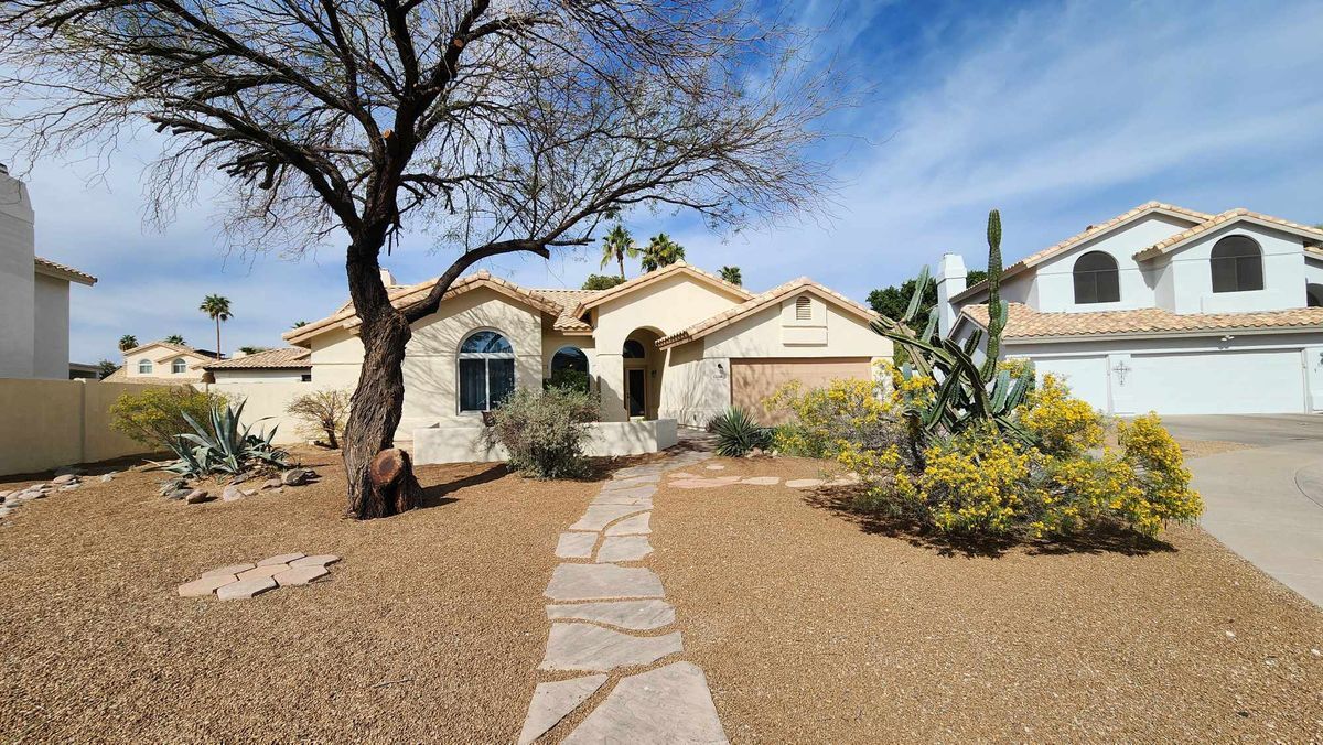 Primary Photo - 13246 S 34th Way