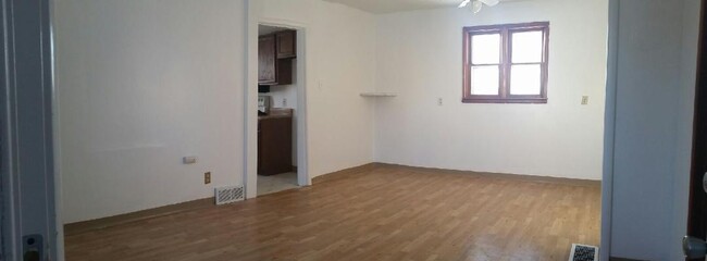 Living room - 31 2nd St NW