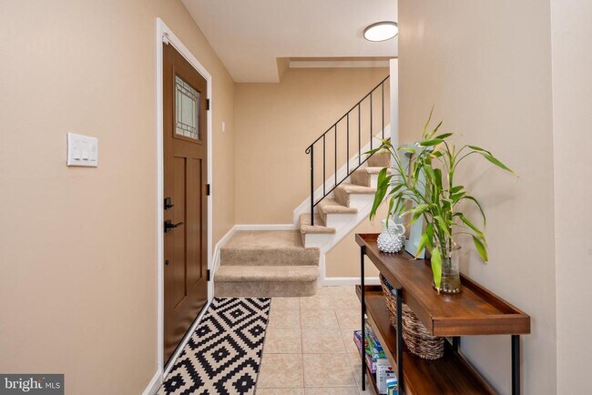 Foto del edificio - 15005 Narrows Ln