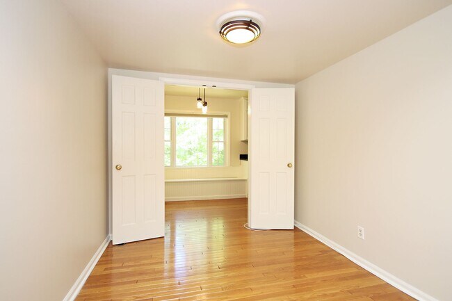 Foto del edificio - End-Unit Georgetown Green Townhome