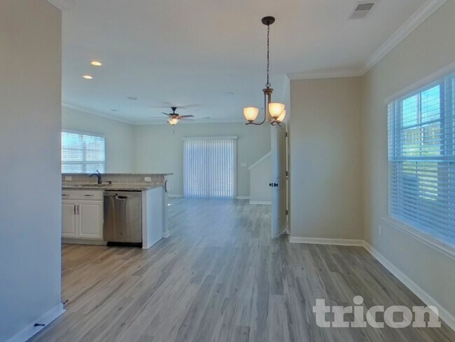 Foto del edificio - 437 N Ivestor Ct