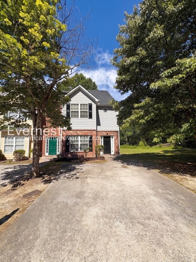 Building Photo - 7130 Brookview Way