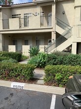 Building Photo - 13 Whippoorwill Ln