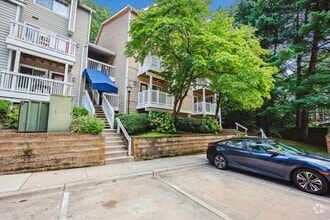 Building Photo - 10703 Hampton Mill Terrace