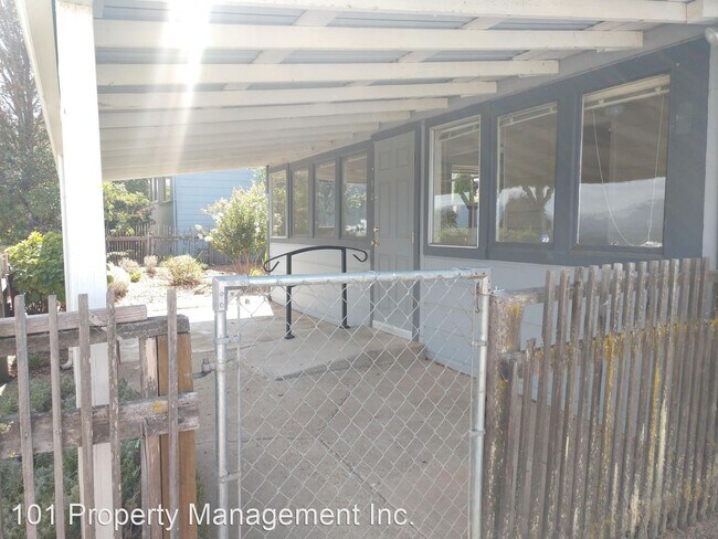 Foto del edificio - 1 br, 1 bath House - 794 Lovers Ln