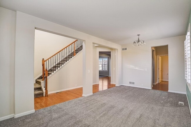 Building Photo - 16653 Edwards Way