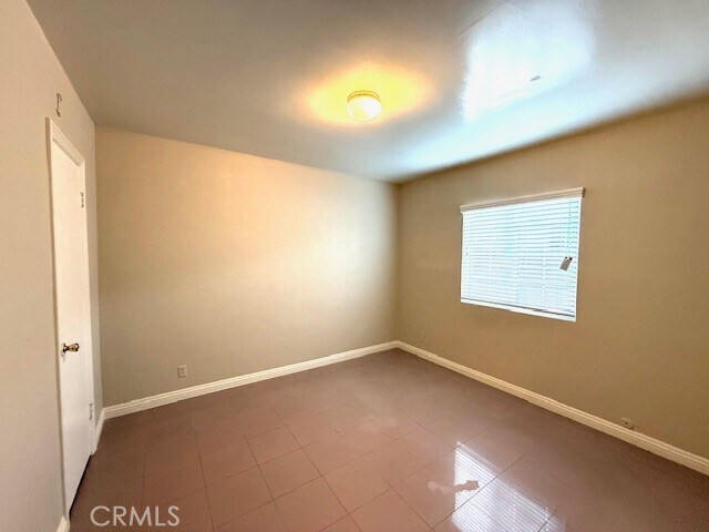 Foto del edificio - 2728 Denton Ave