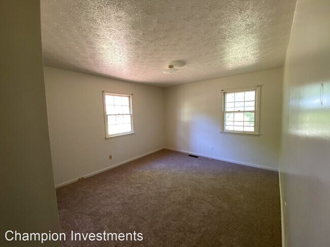Building Photo - 3 br, 1 bath House - 5405 Cantebury Rd.